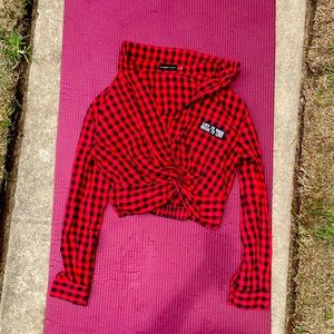 Red and black tie front crop